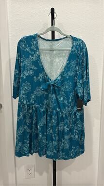 Torrid size 4 babydoll top